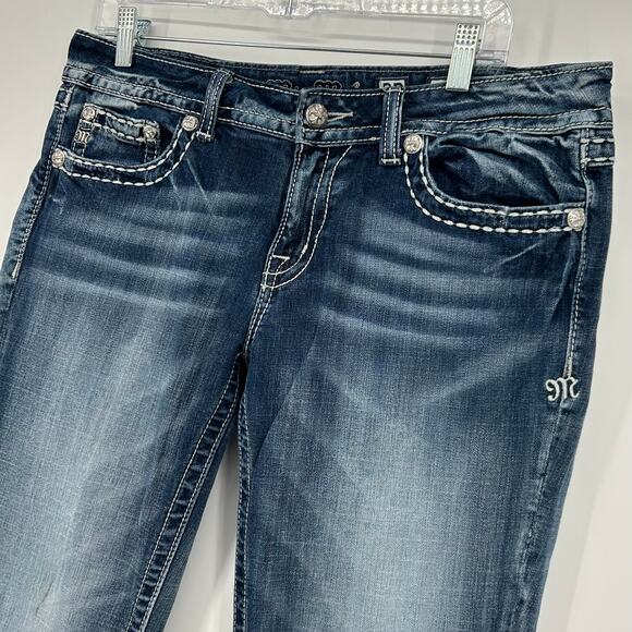 Vtg y2k Women's' Low Rise Miss Me Blue Denim Bootcut Jeans JW5406BV SZ 32 (34) - Picture 3 of 10